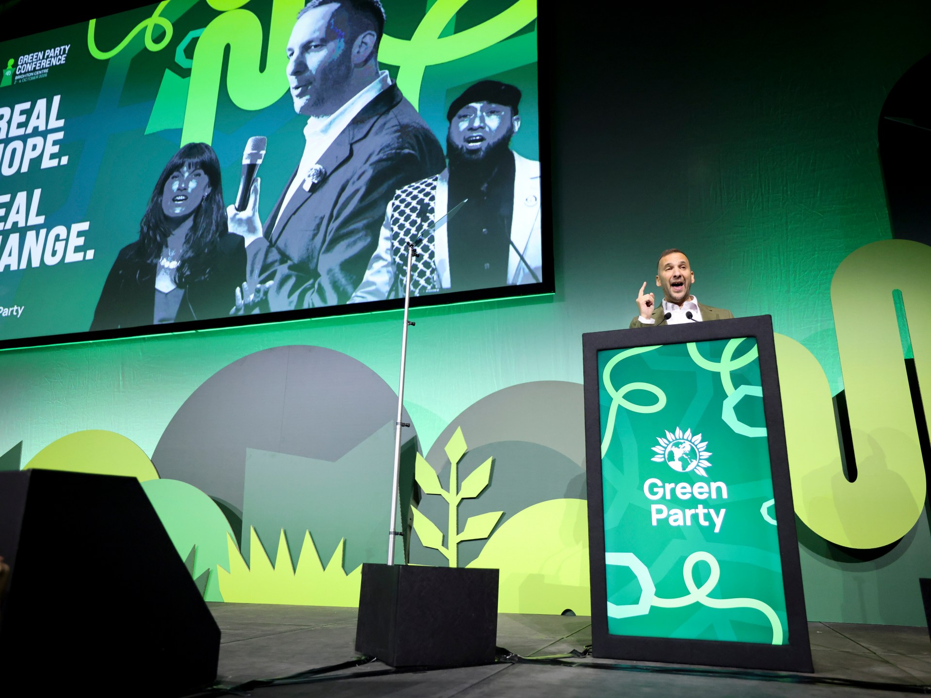 UK Green Party policy on Zionism draws criticism from experts