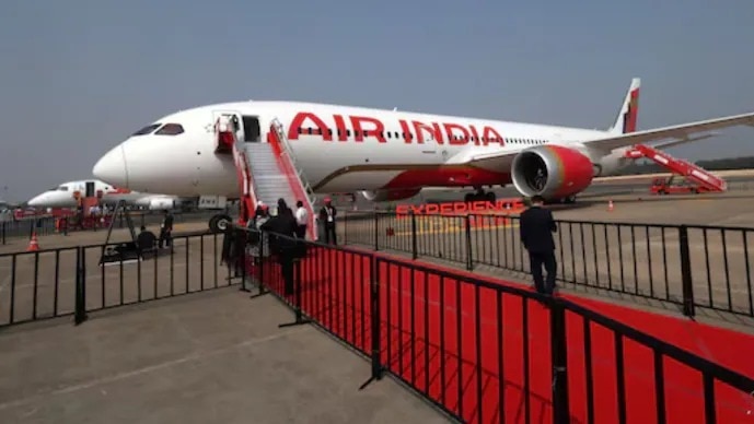मध्य पूर्व तनाव के कारण एयर इंडिया ने बढ़ाया ईंधन सरचार्ज