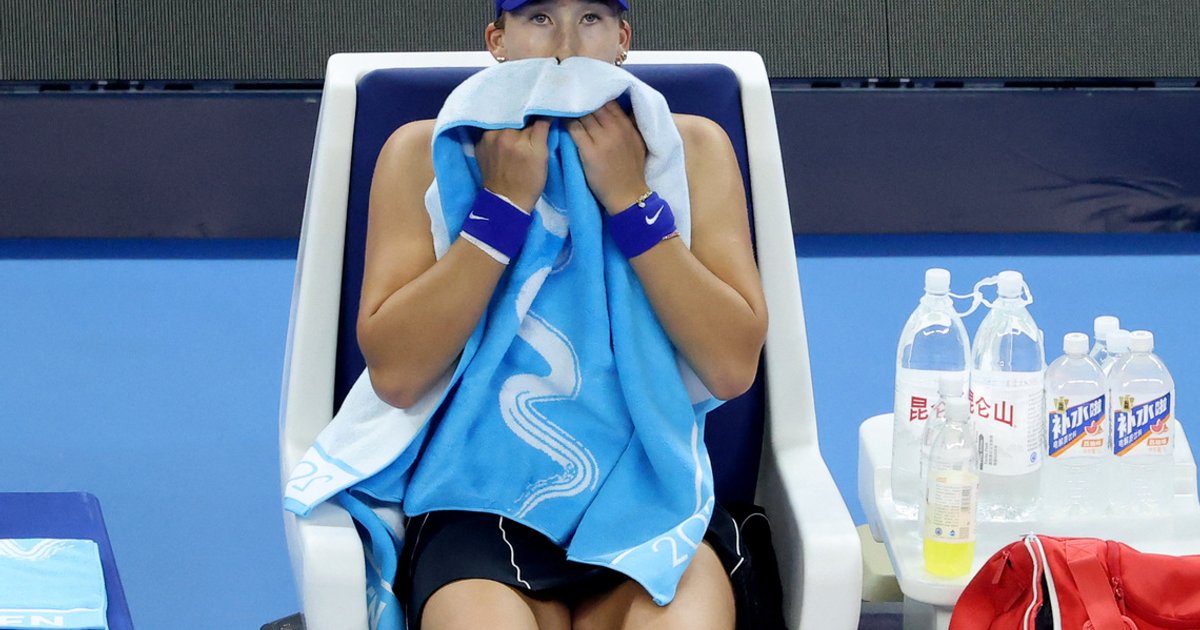 Andreeva advances to China Open semis after tight battle with Alexandrova