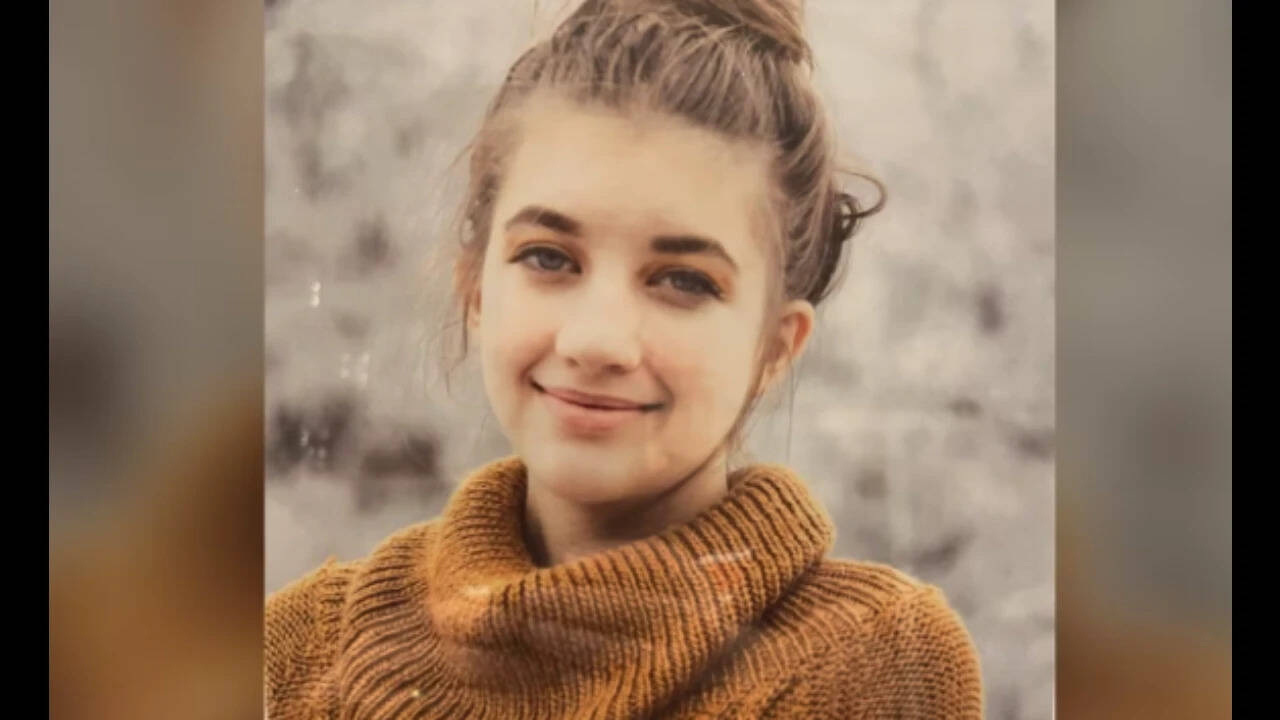 Father sues Canadian dentist after daughter's death during wisdom tooth extraction