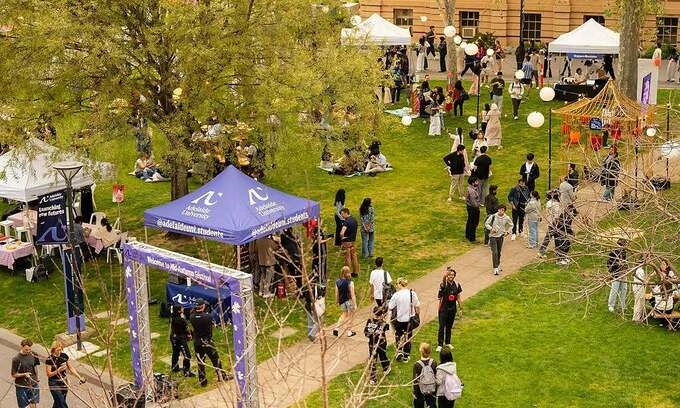 Australia tightens student visa rules, bans onshore applications