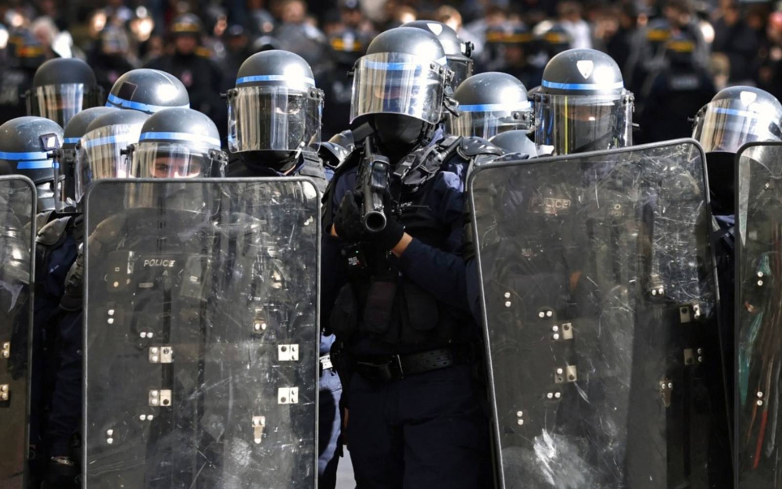 France deploys massive police force to prevent fresh riots and looting