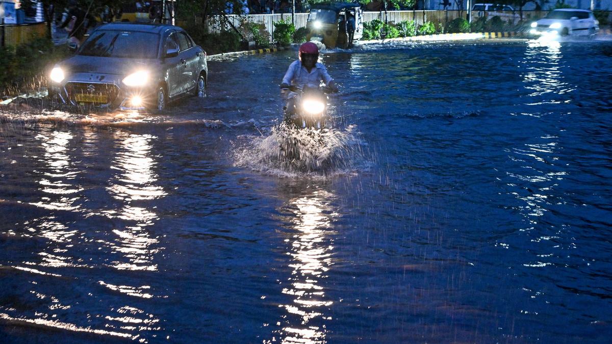 Cyclone Arnab Makes Landfall South of Yanam; Heavy Rainfall Batters Andhra