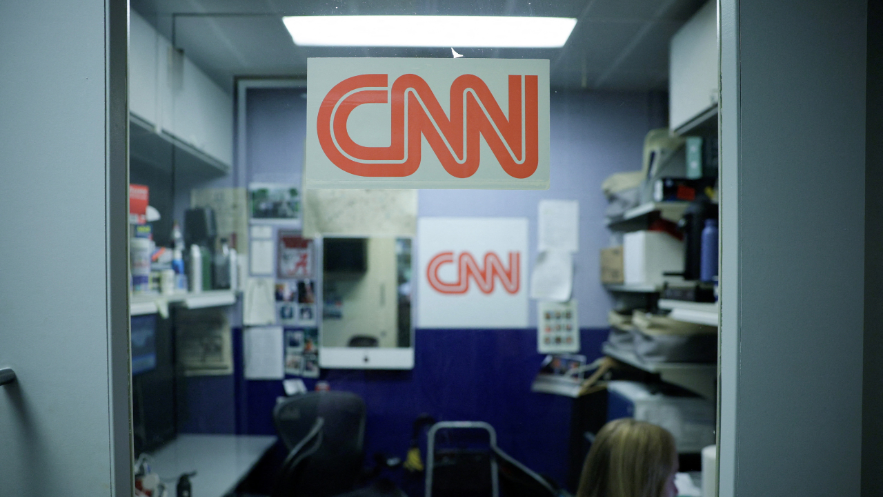 US media outlets seek court intervention over White House access denial