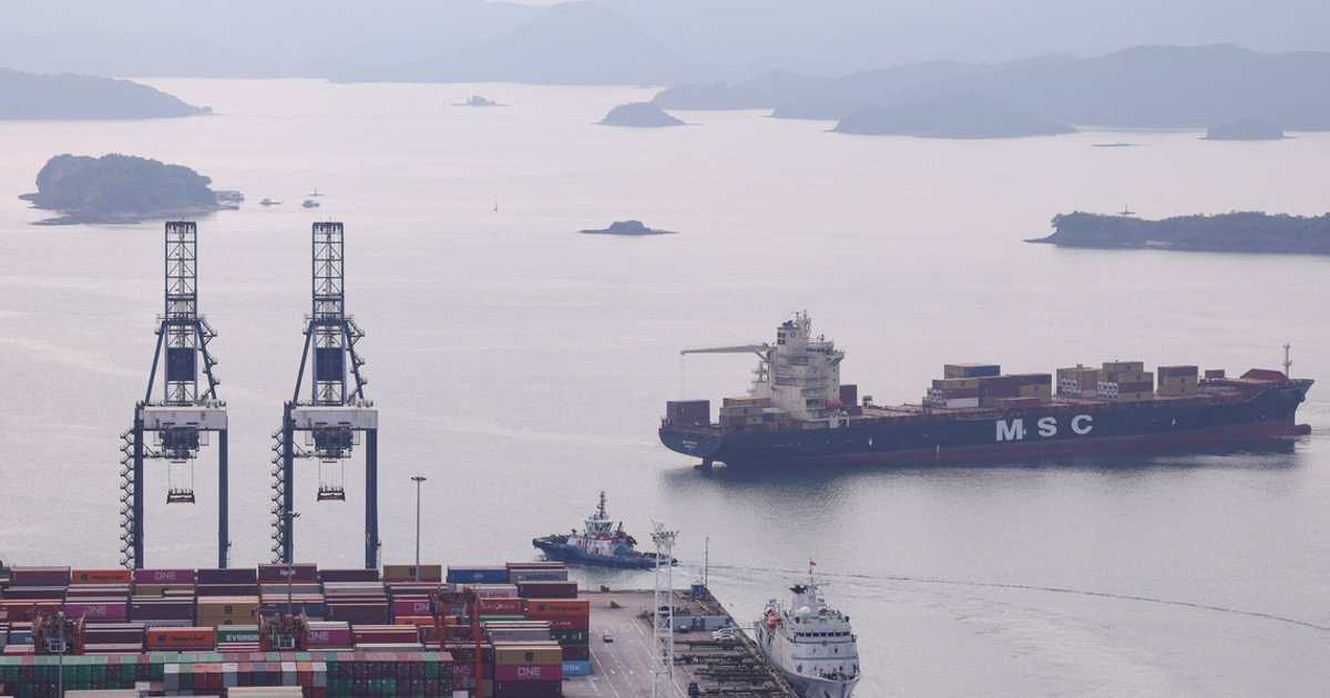 EU weighs tougher stance on Chinese trade amid economic pressures