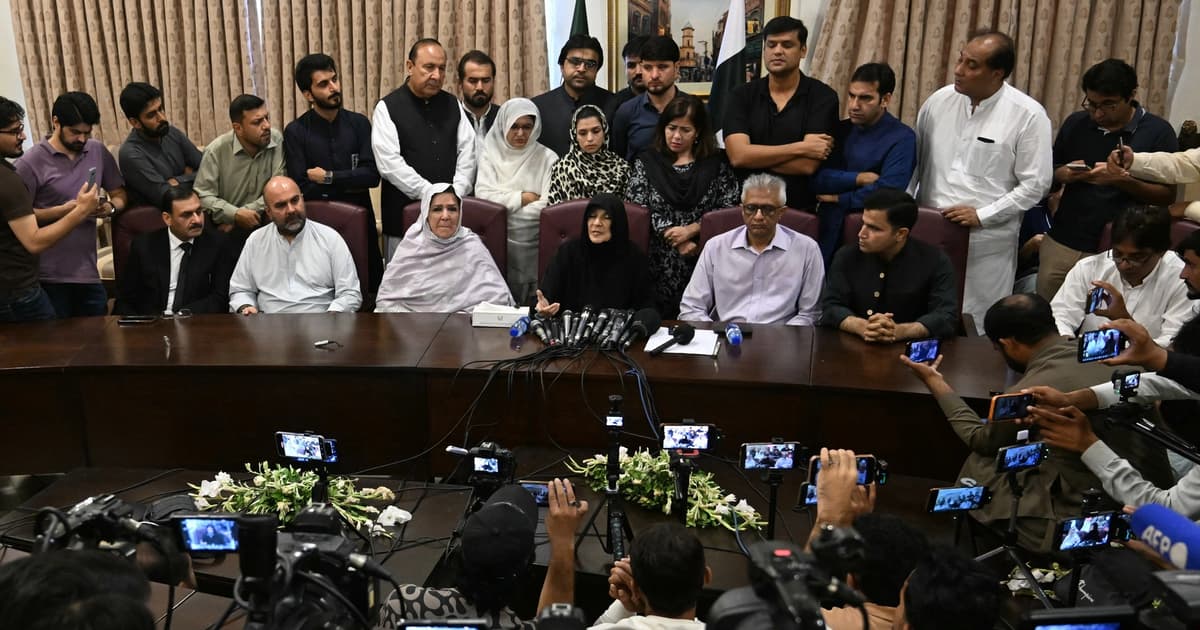 Parti Imran Khan siasat pelanggaran perintah mahkamah dalam pemindahan hospital