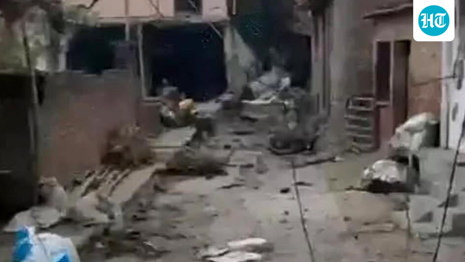 Siwan firecracker unit explosion kills businessman, three grandchildren