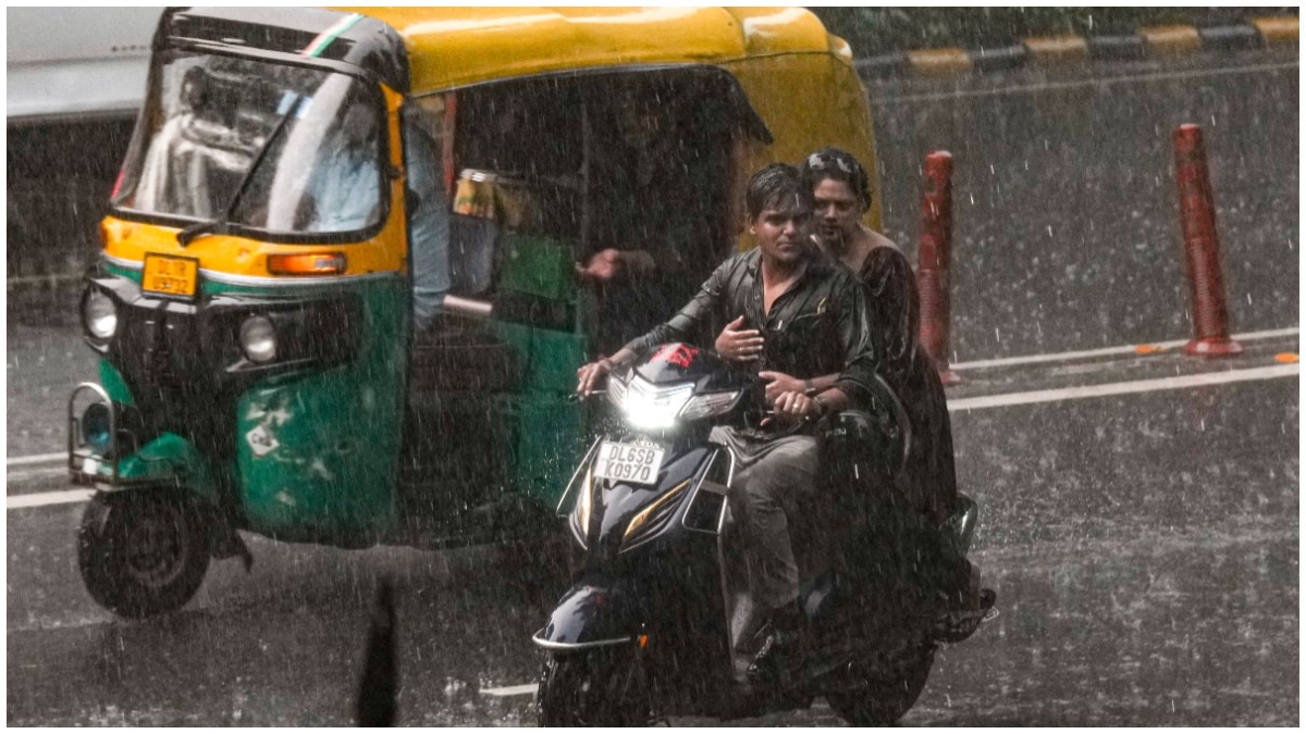 मौसम विभाग की चेतावनी: उत्तर और मध्य भारत में भारी बारिश का अलर्ट