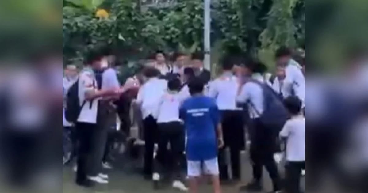13 students detained after armed brawl at school