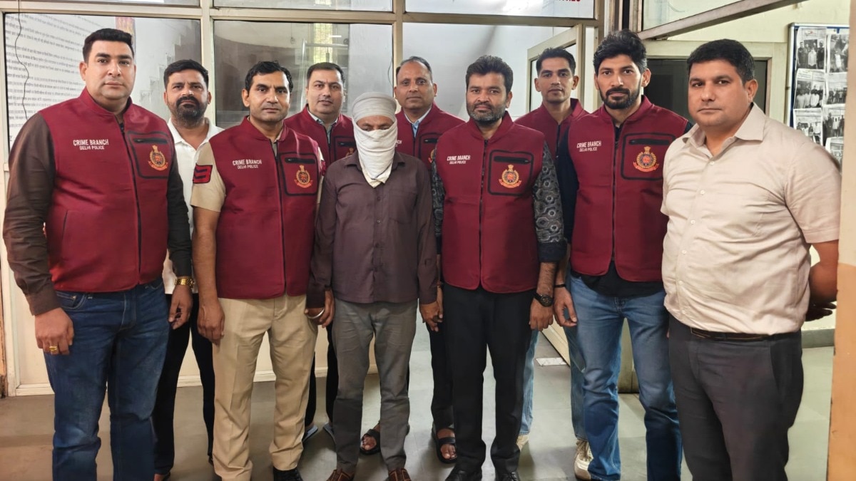 Delhi Police Arrest 15-Year Fugitive with ₹20,000 Bounty on Head