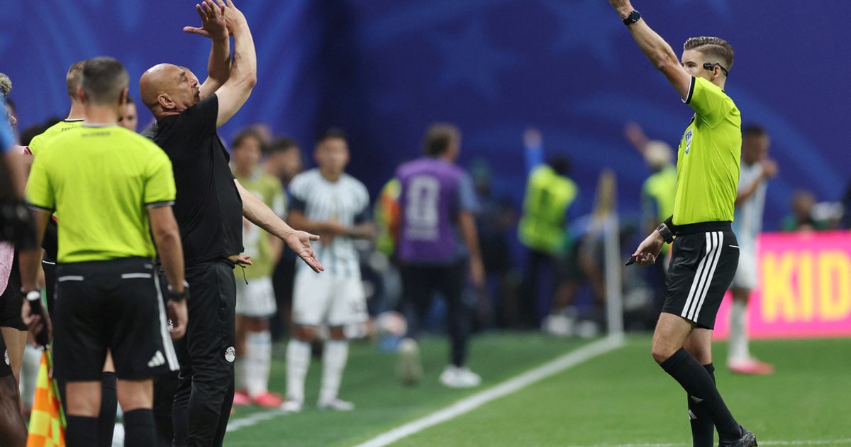 FIFA Suspends Egypt Coach and Forward Over Referee Criticism