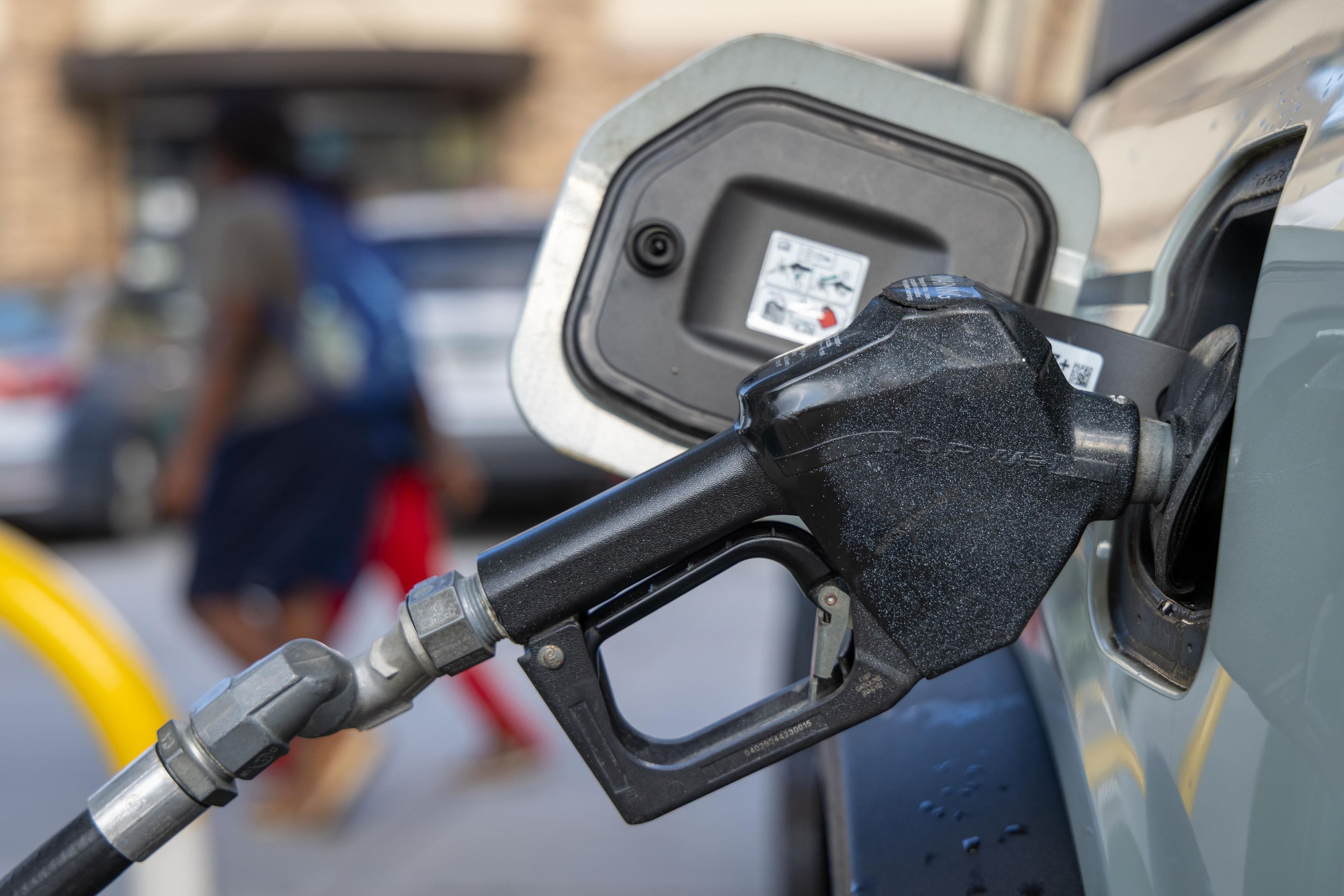 Trump administration unveils $8 billion fuel relief package for US farmers