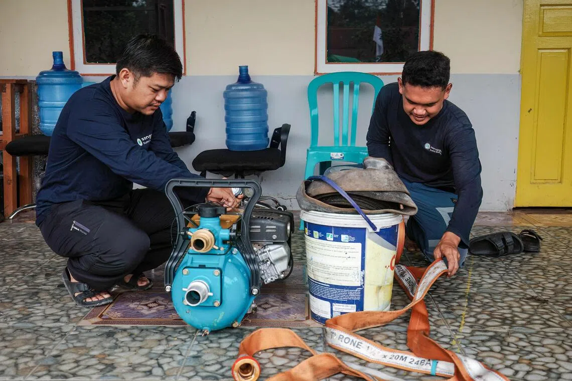 Volunteer efforts strain as Indonesian wildfires persist across archipelago