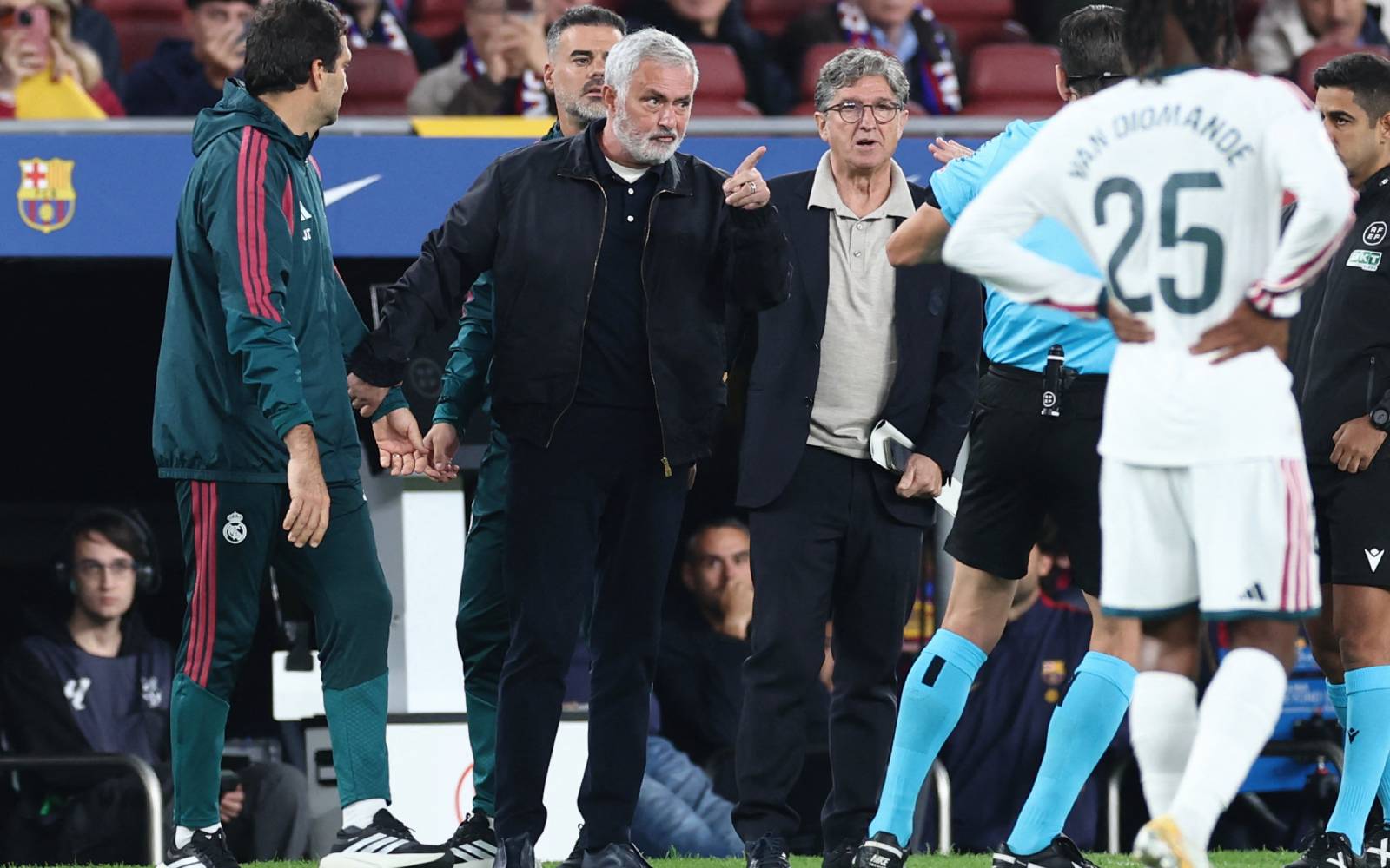 Mourinho's Madrid outfoxes Barcelona in Clasico tactical masterclass