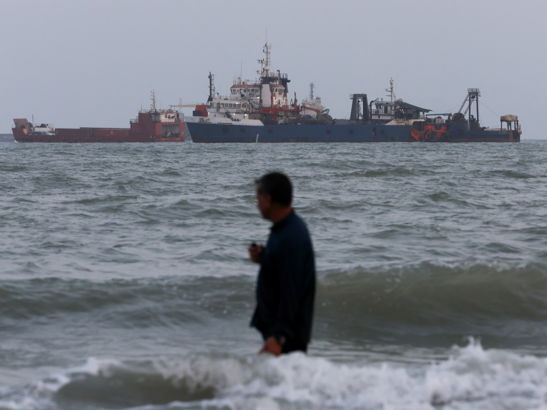 Iran braces for escalating US sanctions with economic countermeasures