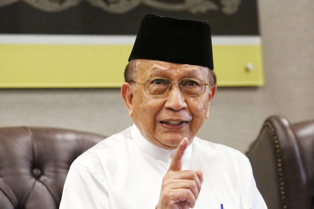 Former Dewan Negara chief Rais Yatim to face court charges