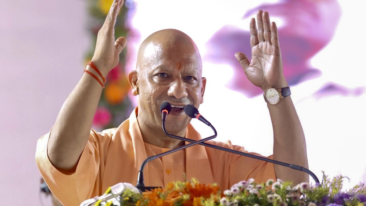 उत्तर प्रदेश में 1.21 करोड़ को बढ़ेगी पेंशन, 500 रुपये का इजाफा