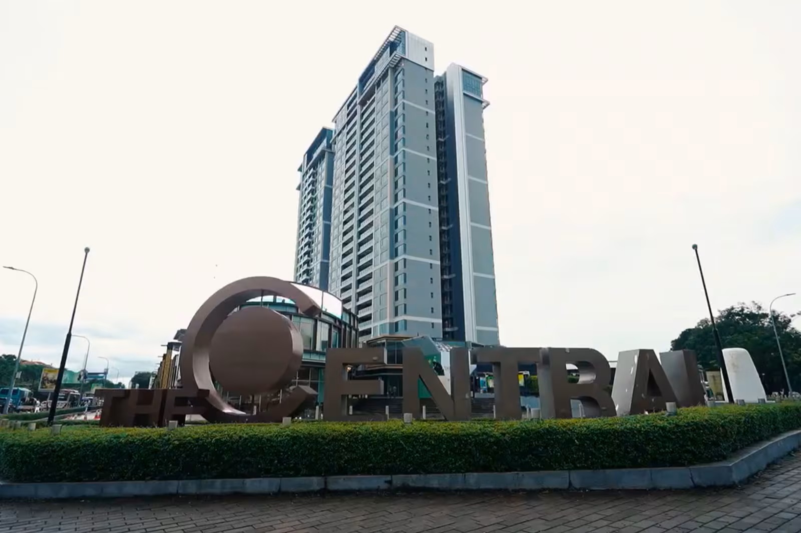 Yangon's High-End Residential Market Faces Credibility Crisis Amid Project Delays