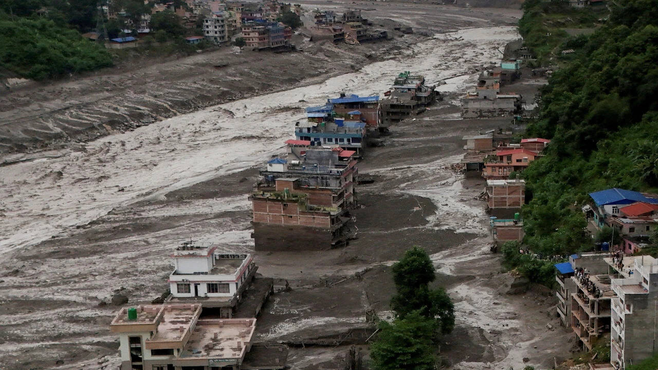 Nepal suspends flood search as over 5,000 remain missing