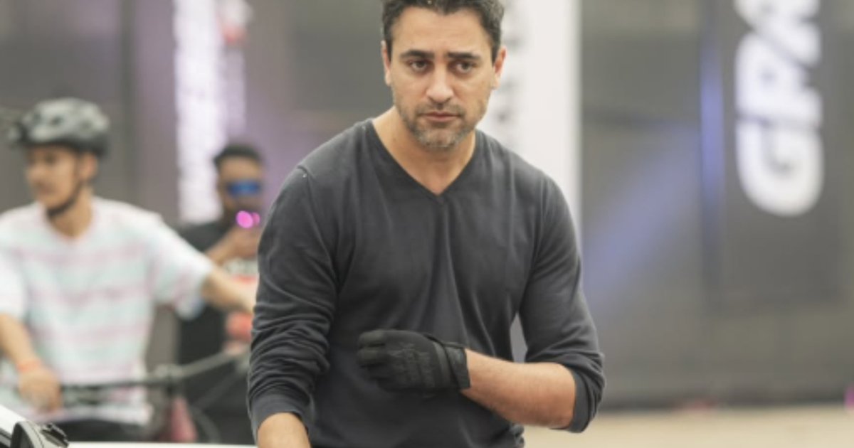 Bollywood actor Imran Khan ordered to leave India over protest participation