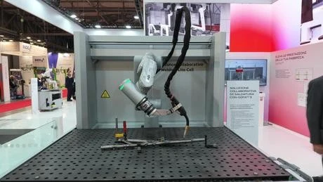 Vietnamese businesses forge technology ties at Milan industrial expo