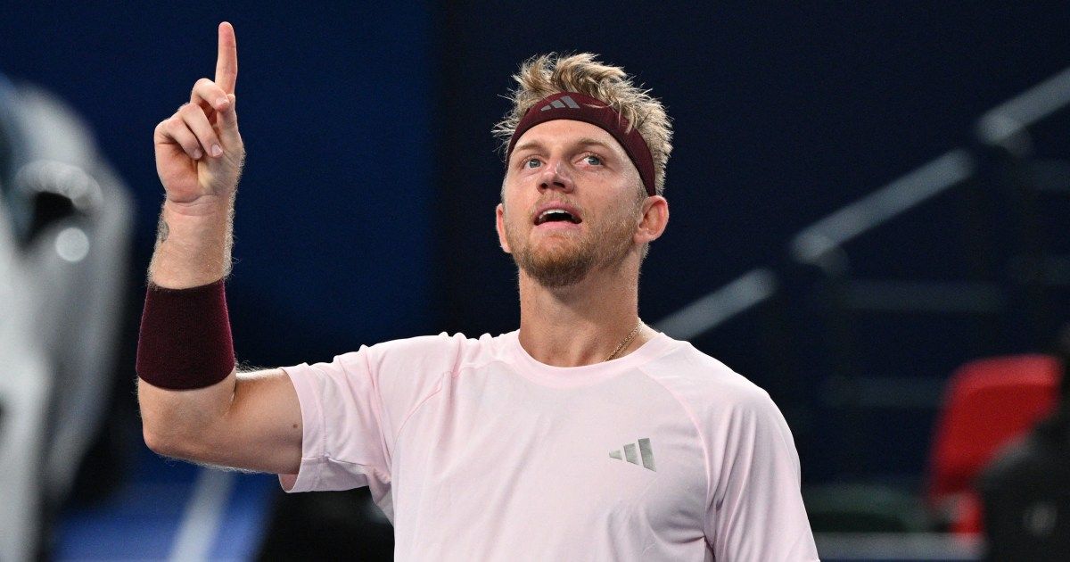 Fokina upsets Zverev to advance to Shanghai Masters final