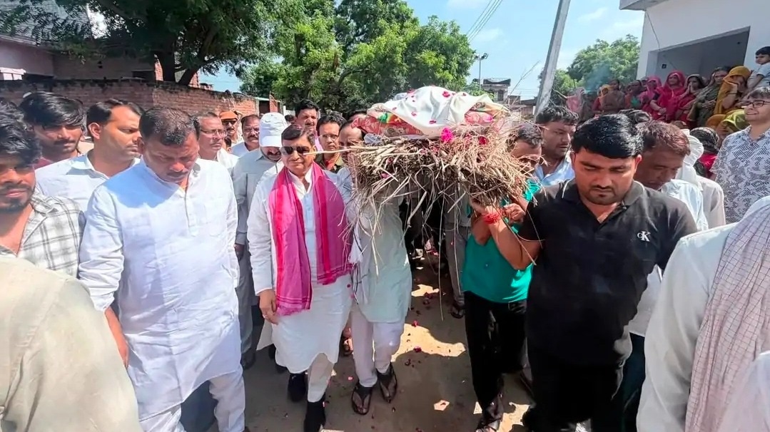 Senior Socialist Party Leader Vishram Singh Yadav Dies at 92