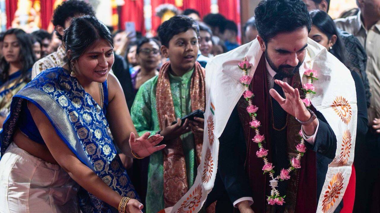 नवरात्रि पर हिंदू समुदाय के साथ माందानी, नफरत के खिलाफ संदेश