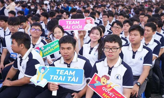 Vietnam's Fields Medalist Launches Scholarship Push to Stem Brain Drain