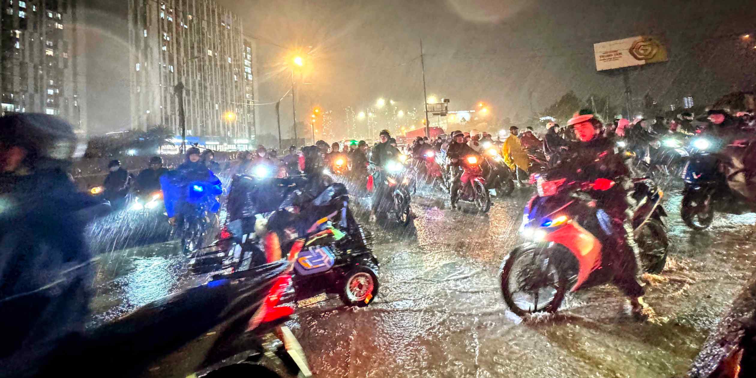 Severe flooding threatens Ho Chi Minh City's economic expansion plans