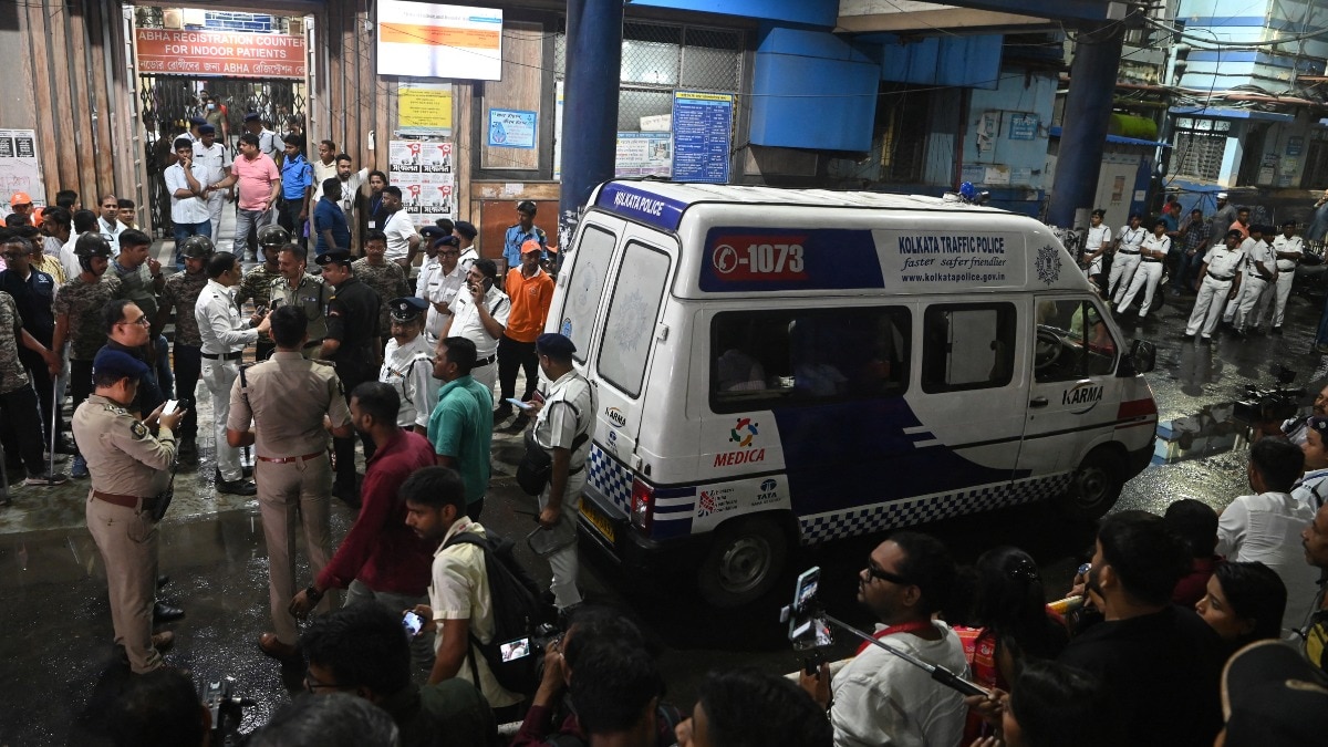 Stampede at Kolkata Durga Puja Claims 19 Lives; India's History of Religious Gatherings Tragedies