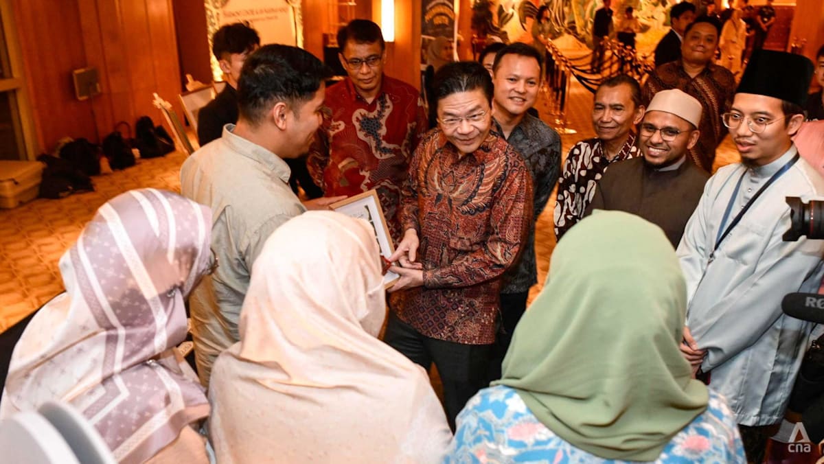 Singapore must combat echo chambers as extremism spreads, PM warns