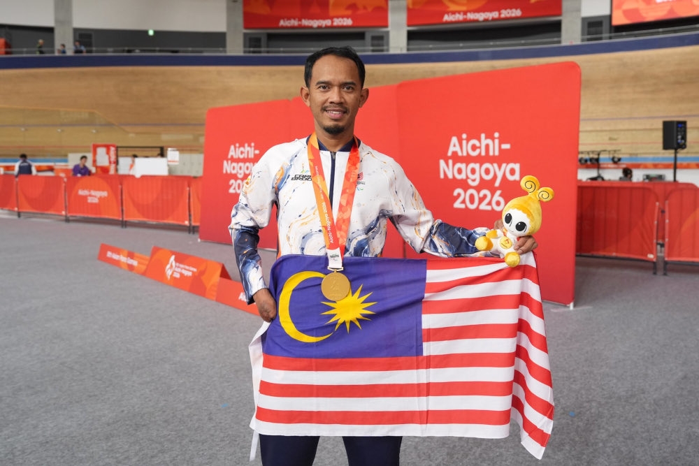 Anwar Puji Atlet Para Basikal Zuhairie Raih Emas Pertama Malaysia