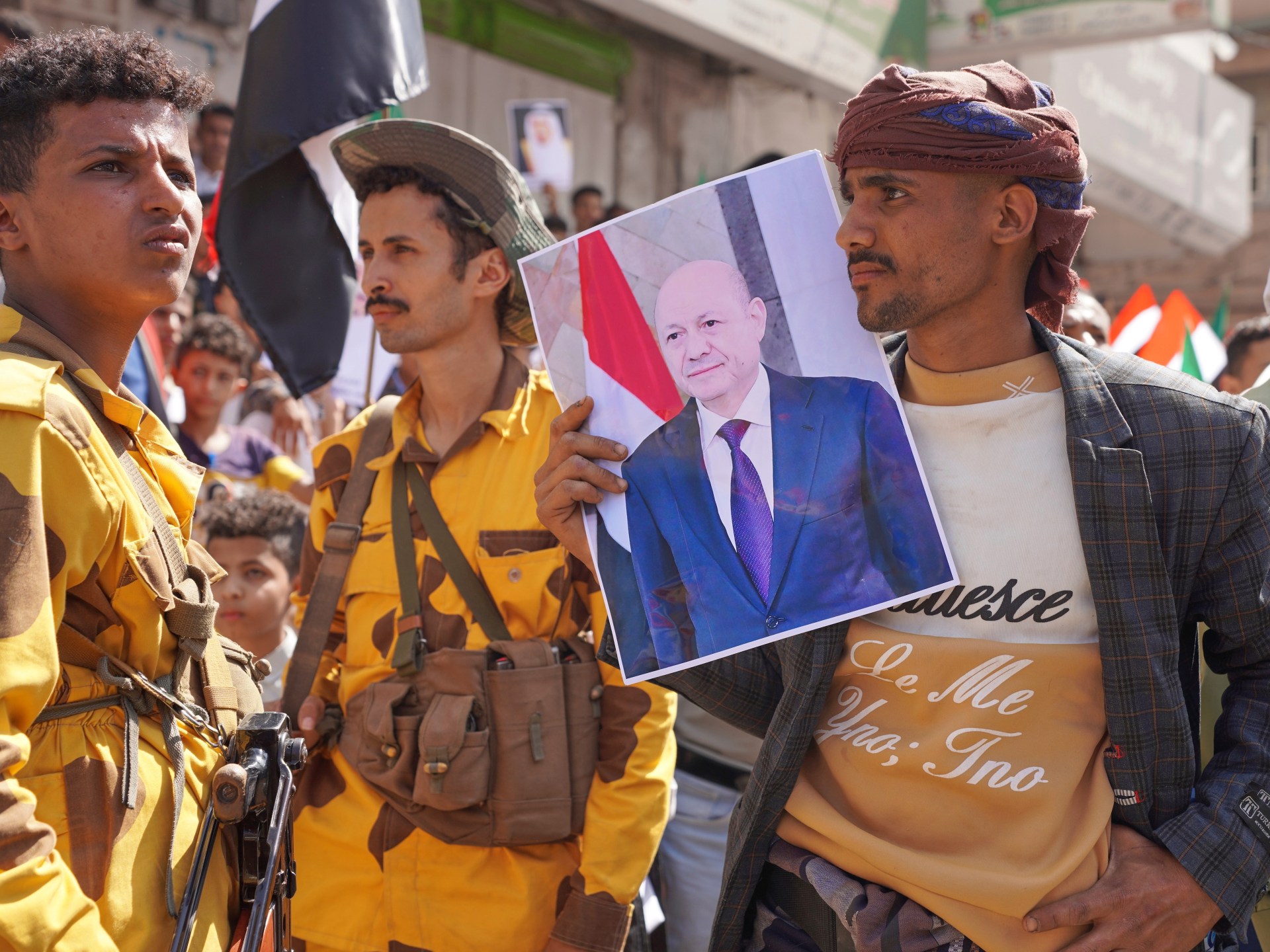 Yemen's leader calls for military recruits, offers Houthi amnesty