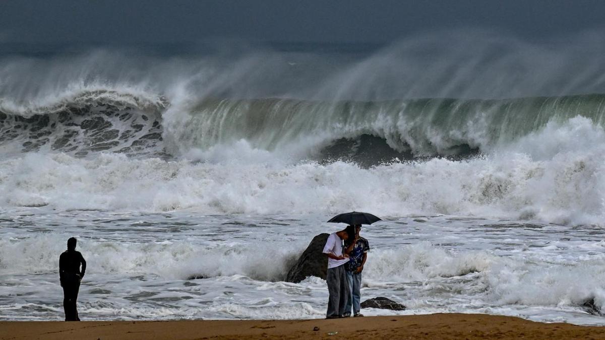 Cyclone Arnab advances toward Andhra Pradesh coast amid heavy rains