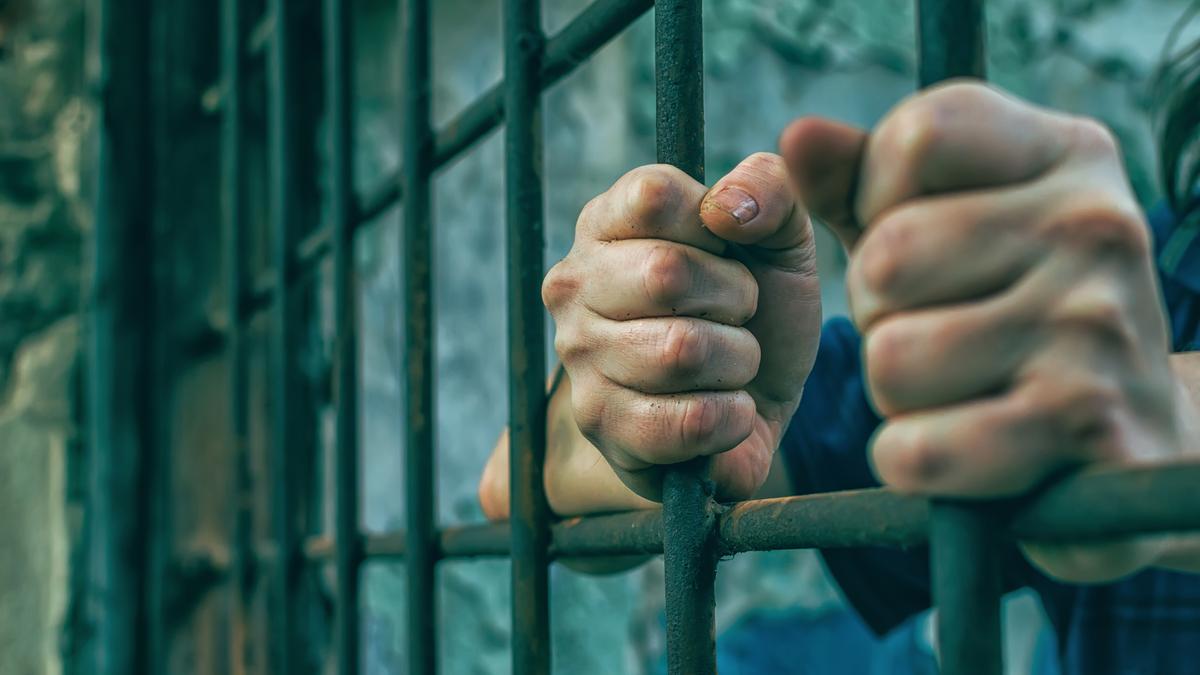 Two POCSO Act accused escape from Srinagar Central Jail