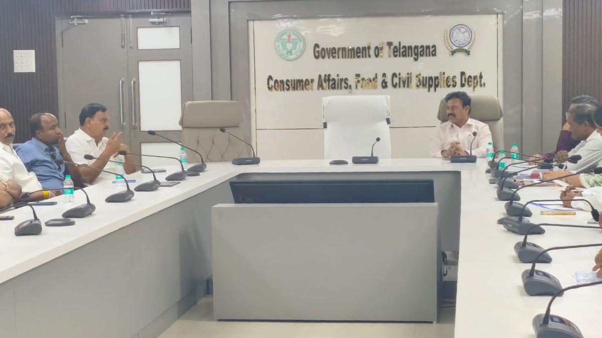 तेलंगाना में चावल के पुराने स्टॉक से भाव बढ़ाने पर प्रतिबंध