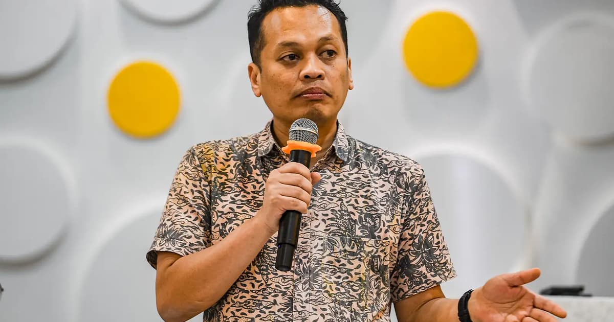 Nik Nazmi Ditahan Jais Atas Tuduhan Khalwat, Minta Maaf