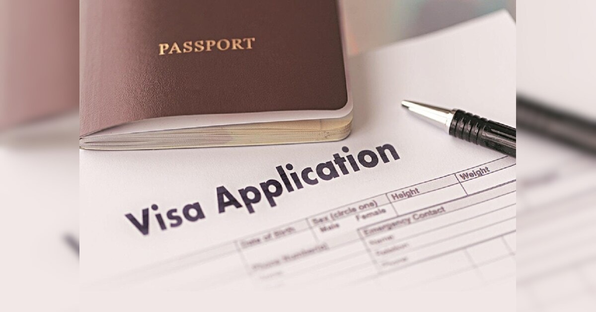 US visa freeze deepens uncertainty for Indian travellers, travel firms warn