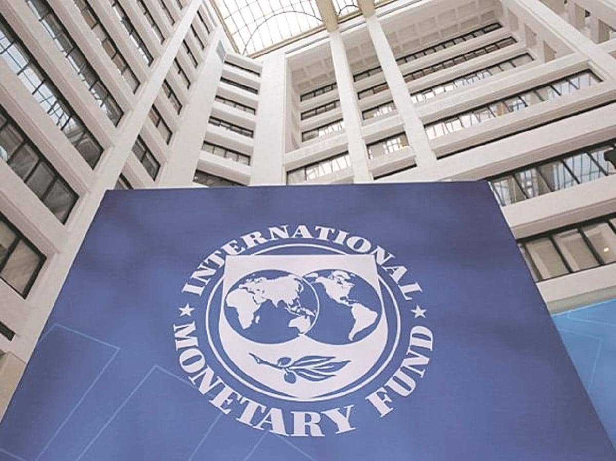 IMF advocates rupee flexibility as RBI strengthens currency defence