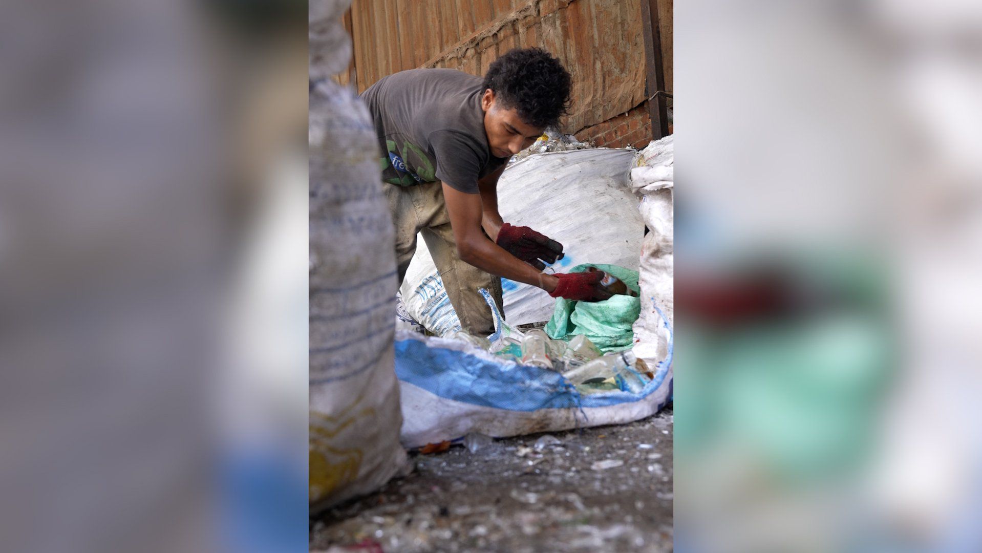 Cairo's recyclers struggle despite surge in waste demand