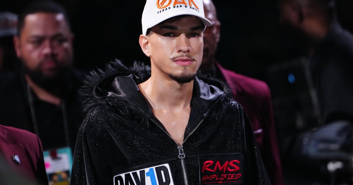 Figueroa withdraws from Kameda bout after losing WBA title
