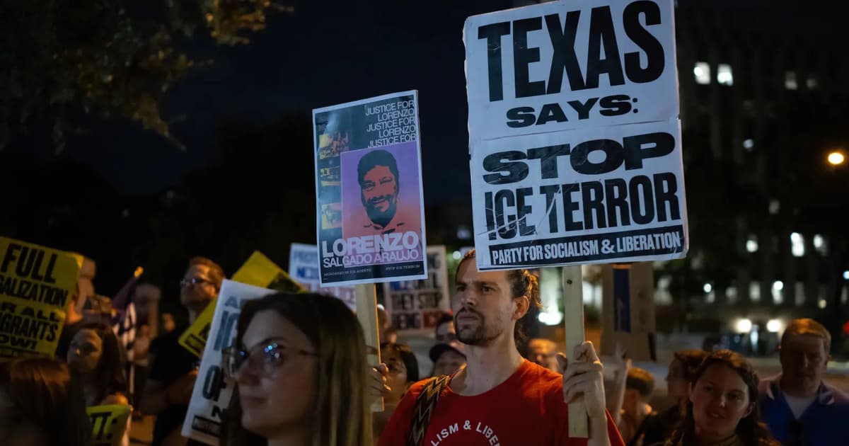 Penunjuk perasaan di Texas desak keselamatan dalam operasi imigresen AS