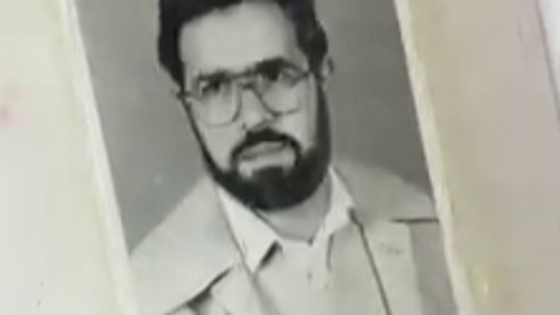 Syrian embassy returns citizen's passport seized four decades ago