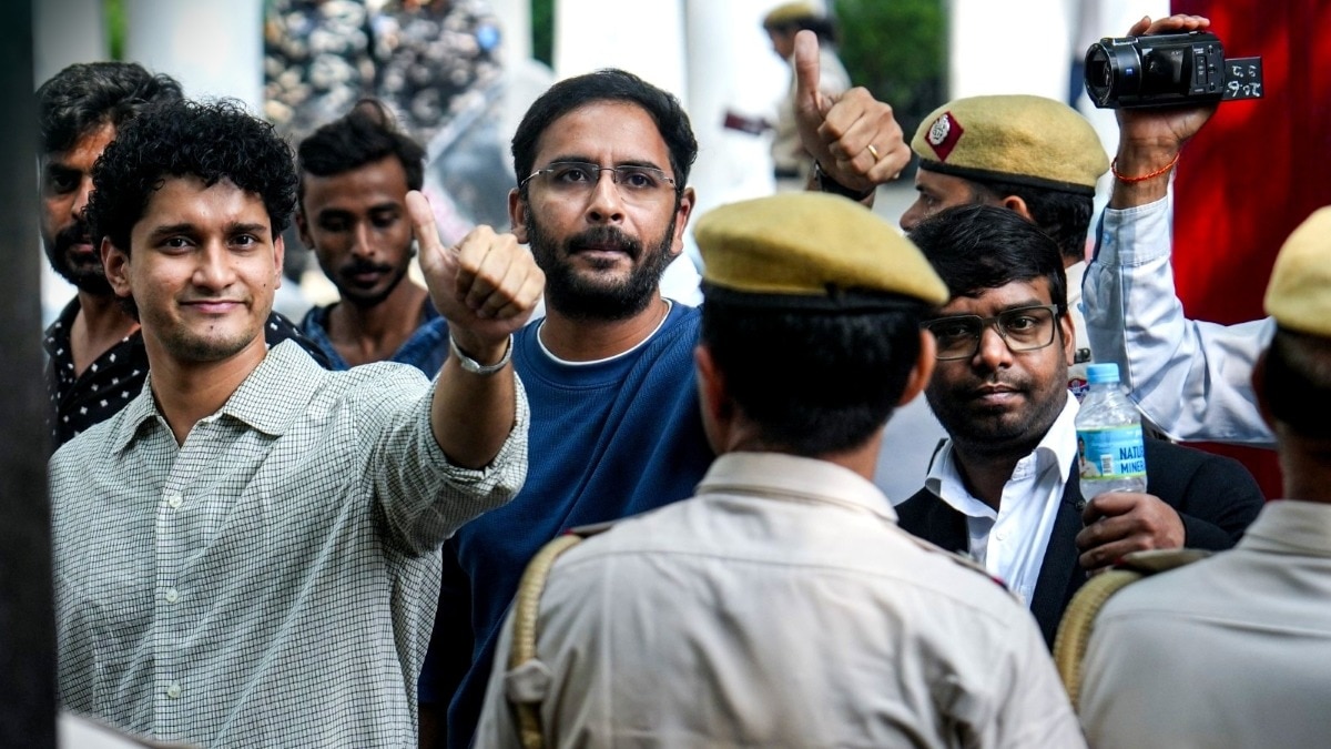 Two Cockroach India Party activists remanded to Tihar jail after Delhi protest