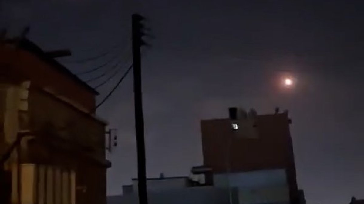 Houthi missile and drone barrage wounds 73 in southern Saudi Arabia