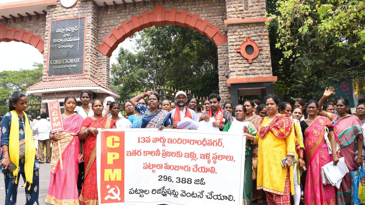 CPI(M) demands housing, land rights for poor in Visakhapatnam