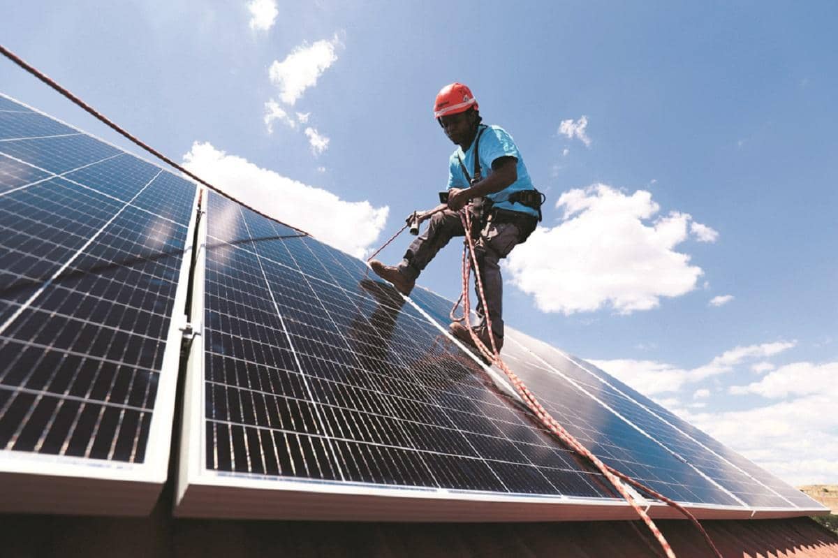 Adani Green Energy Q2 profit rises 16% as revenue surges 39%