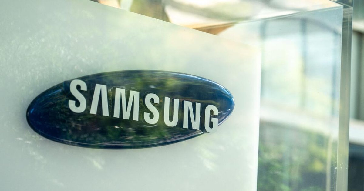 Samsung, LG Display ramp production for Apple's upcoming OLED devices