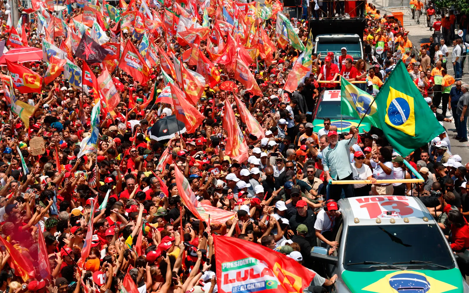 Brazil's Lula and Bolsonaro mobilise supporters ahead of tight election